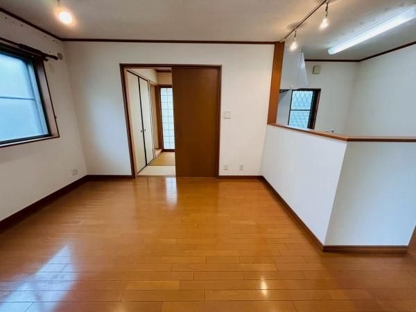 4LDK Detached House in Izumiotsu, Osaka – 77 sqm - Thumbnail 2