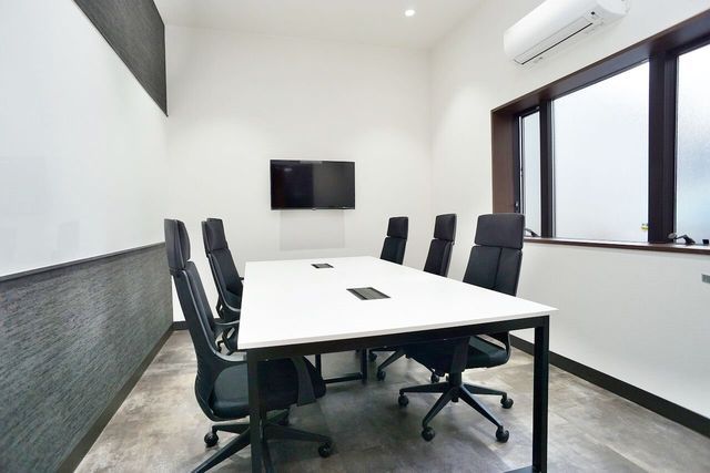 Renovated 3LDK Terrace House with Garage in Osaka Yodogawa - Thumbnail 4