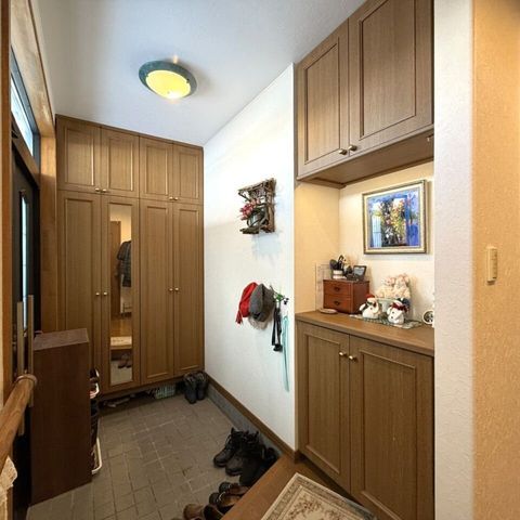 4LDK Detached House with Vaulted Ceiling in Tomakomai, Hokkaido - Thumbnail 4