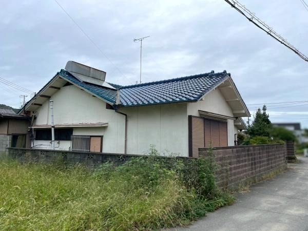 5DK Detached House for Sale in Wakayama City, Wakayama - Thumbnail 3