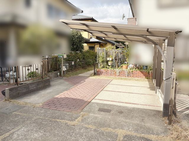 5LDK Family Home in Kasugadai, Kobe - Spacious 105.57sqm House - Thumbnail 2