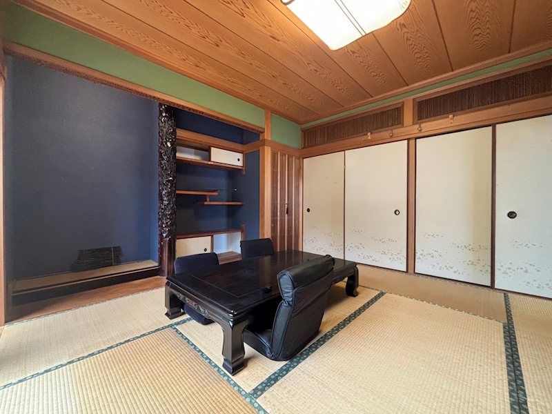 Spacious 4LDK Detached House in Nishinomiya Kurakuen - Thumbnail 2