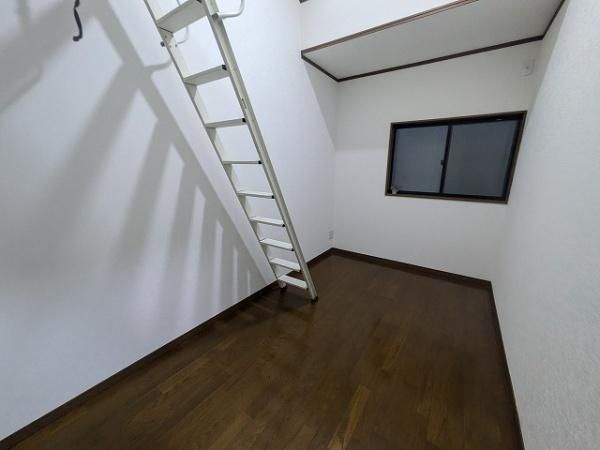 Renovated 4LDK House Near Daini Station, Moriguchi, Osaka - Thumbnail 4