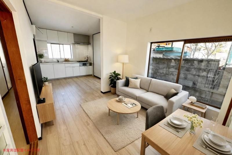 Renovated 3LDK House with Ocean View near Hakozaki Station, Hannan - Thumbnail 2