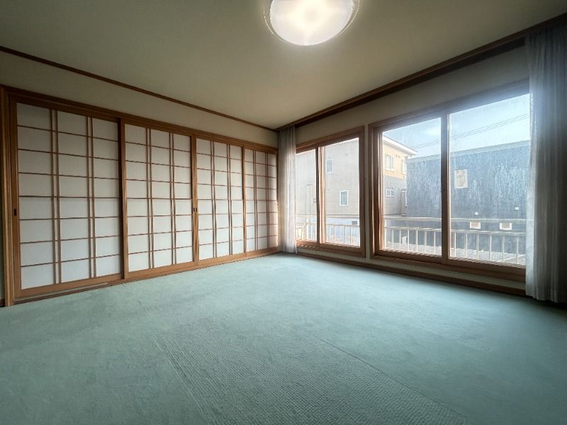 5LDK 3-Storey House for Sale in Hakodate, Hokkaido - Thumbnail 2