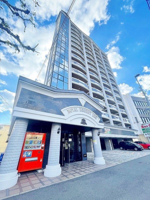2LDK Apartment for Rent Near Minami-Kokura Station in Kitakyushu - Thumbnail 2