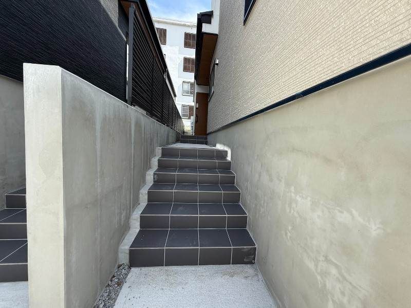 New 4LDK House in Ginowan, Okinawa with Parking for 3 - Thumbnail 2
