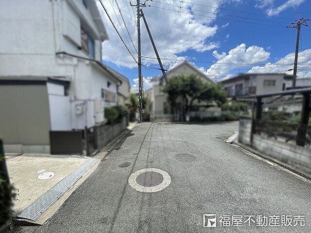 3DK Detached House with Parking in Hirakata City, Osaka - Thumbnail 2