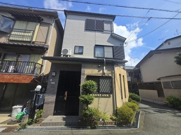 4LDK House for Sale in Takatsuki, Osaka - 105.4 sqm - Thumbnail 3