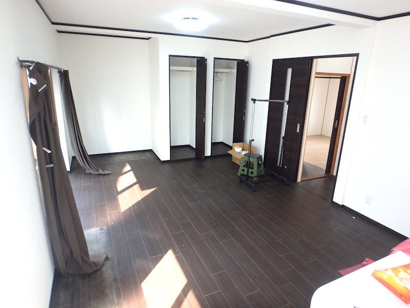 4LDK Used House for Sale in Suzuka, Mie - 102.68 sqm - Thumbnail 2