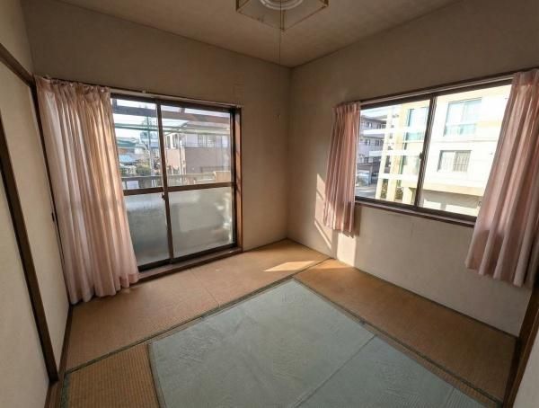 Shop-Residence for Sale in Kamigyo Ward, Kyoto - 2LDK + Shop - Thumbnail 2