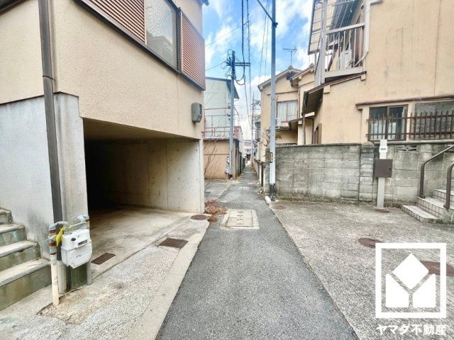 4LDK Detached House for Sale in Fushimi-ku, Kyoto - Thumbnail 4