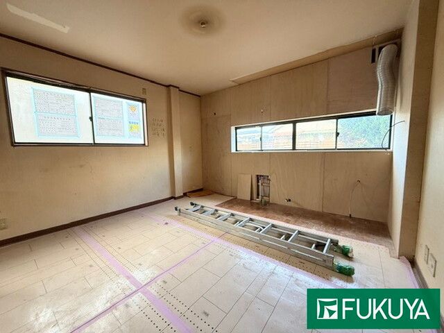 Renovated 3DK Apartment Near Minami Tatsumi Station, Osaka - Thumbnail 3