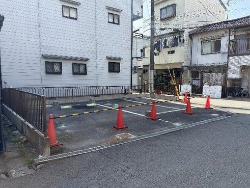 3LDK Used House for Sale in Matsubara, Osaka - Thumbnail 2