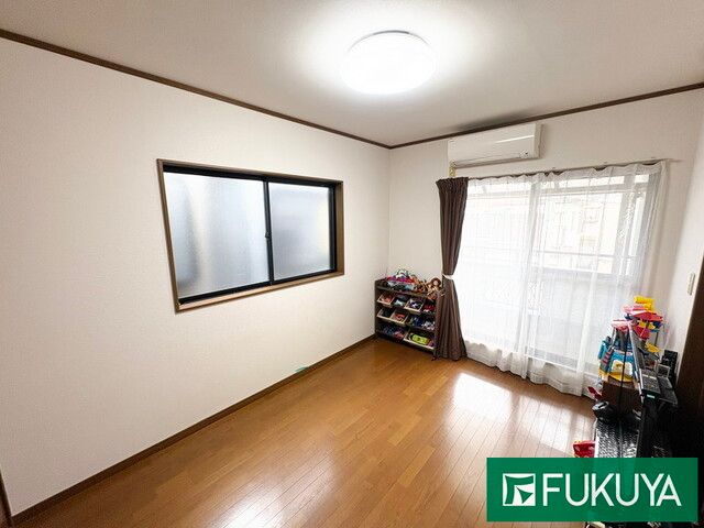 4DK All-Electric House for Sale in Hirakata City, Osaka - Thumbnail 3