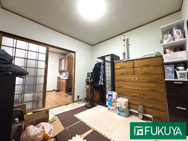 Renovated 4LDK Wooden House Near Suwanomori Station, Sakai - Thumbnail 3