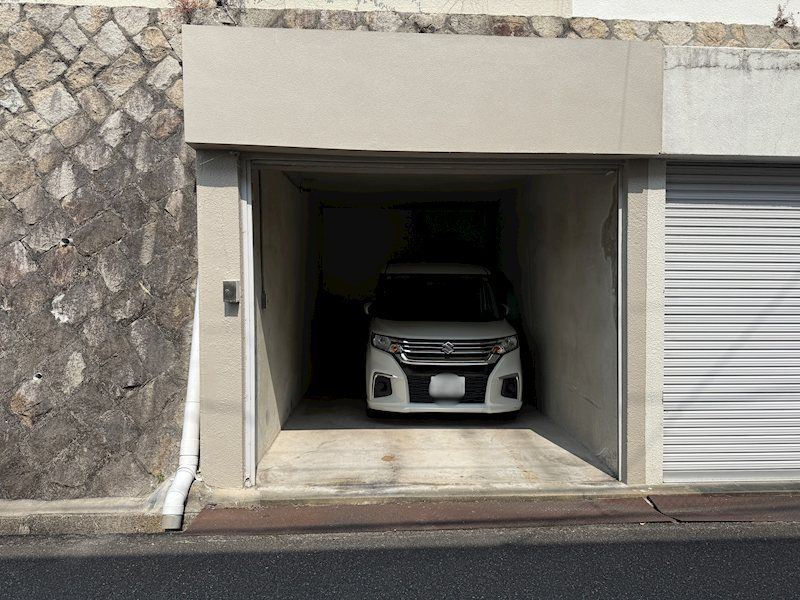 Renovated 4LDK House for Sale in Minoh, Osaka - Thumbnail 3