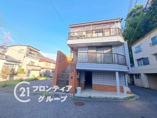 4LDK Steel-Framed House in Myohoji, Kobe | 175.5 sqm - Thumbnail 4