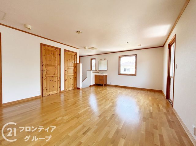 3SLDK Detached House for Sale in Kizugawa City, Kyoto - Thumbnail 2