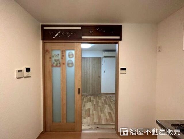 2K Wooden House for Sale in Kyoto's Sakyo Ward, 14 Min Walk to Station - Thumbnail 3