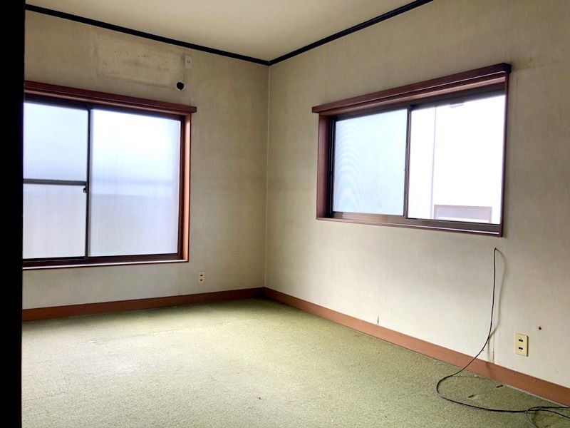 Spacious 5DK House with Shutter Garage near Domyoji Station, Habikino - Thumbnail 3