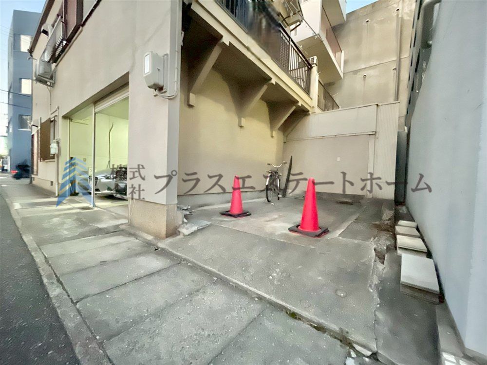 5LDK Two-Generation House with Inner Garage in Kobe Hyogo - Thumbnail 4