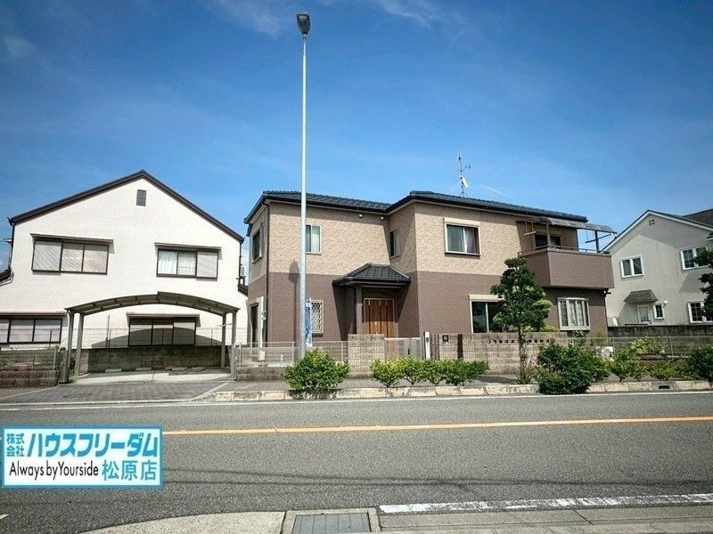 6SLDK Detached House for Sale in Matsubara, Osaka - Thumbnail 2