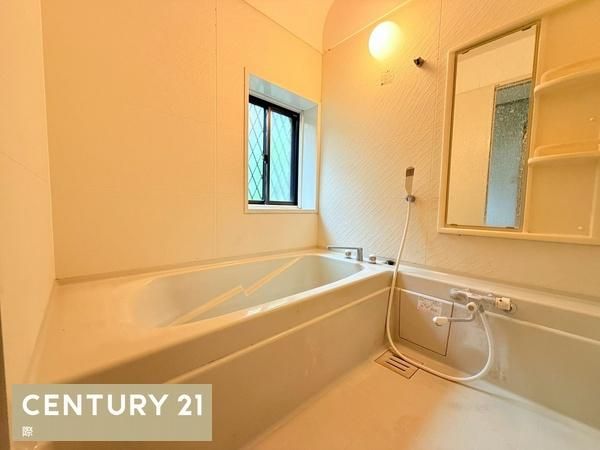 4LDK Used House for Sale in Arimoto, Wakayama City - Thumbnail 3