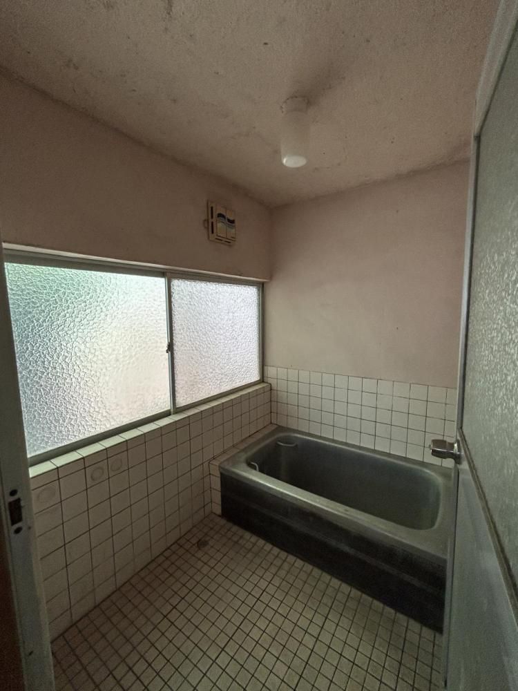 4DK Used House for Sale in Usa, Oita - 85.53 sqm - Thumbnail 4