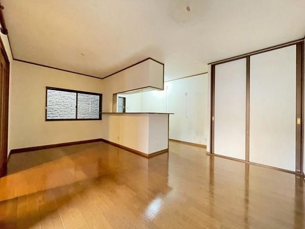 3LDK Detached House for Sale in Fujiidera, Osaka - 1480万 Yen - Thumbnail 2