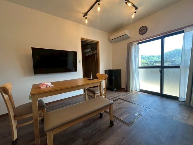2LDK Single-Story House with Large Garden in Hofu, Yamaguchi - Thumbnail 4