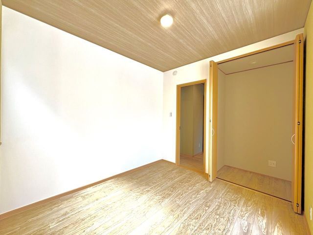 Renovated 4SLDK House near Wakae-Iwata Station, Higashiosaka - Thumbnail 4