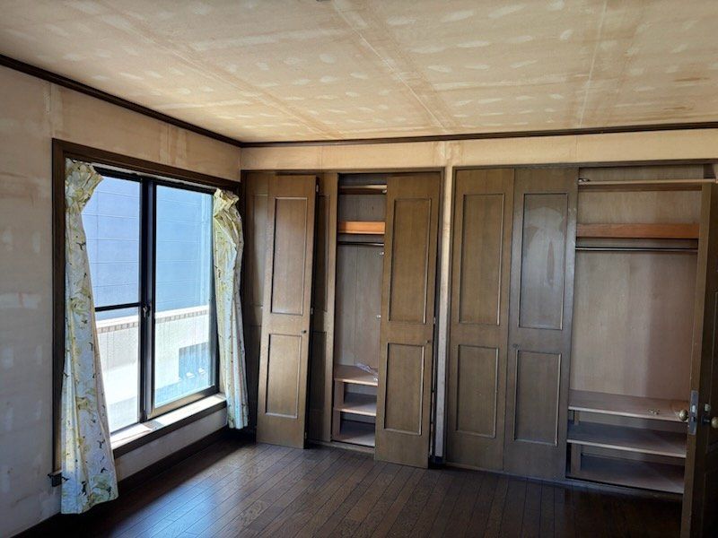 7SLDK Detached House for Sale in Abeno, Osaka - 234.38 sqm - Thumbnail 3