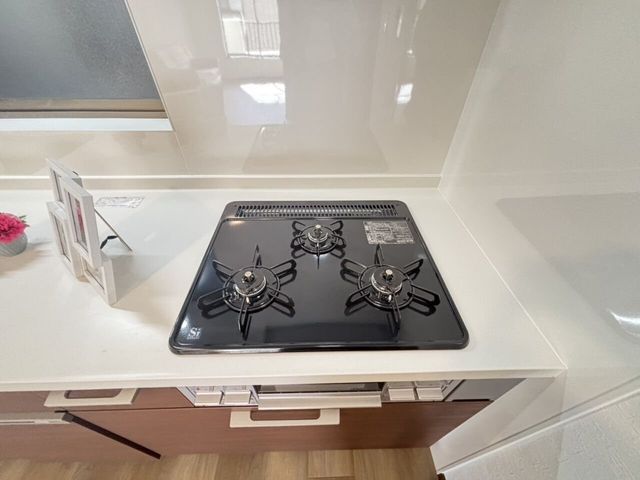 3LDK Detached House for Sale near Imazato Station, Osaka - Thumbnail 3