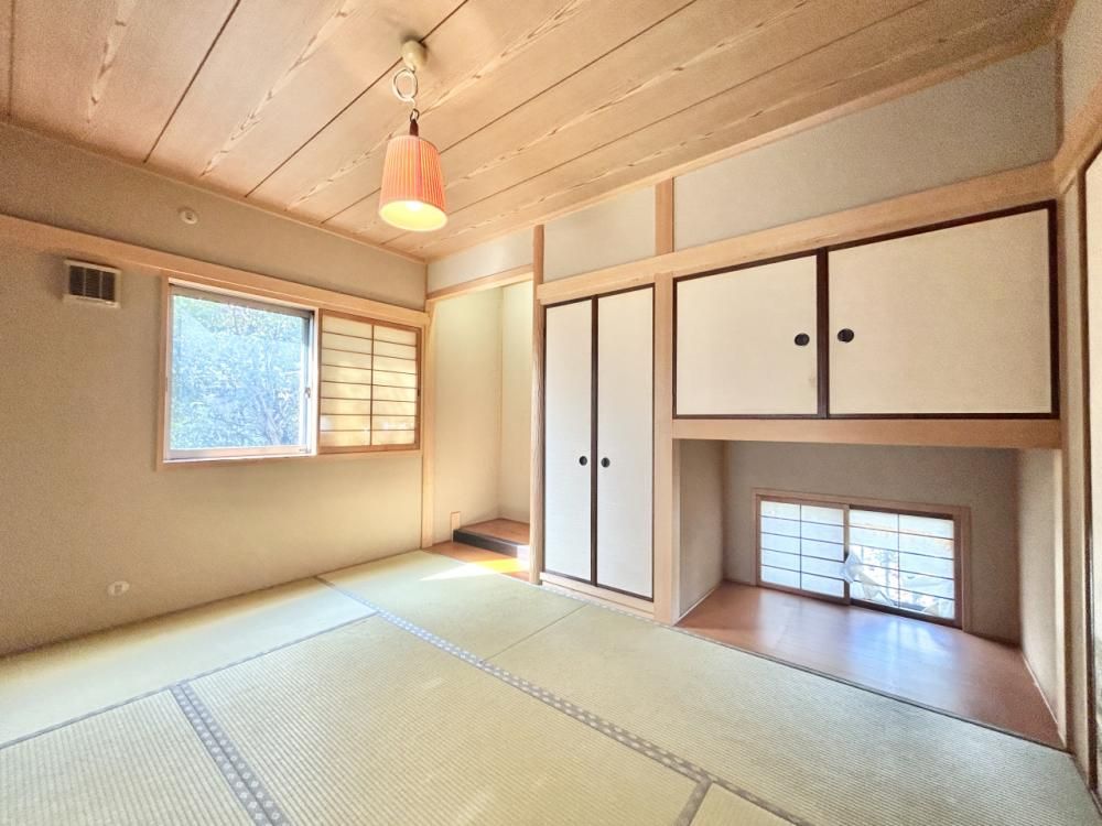 Renovated 5LDK House for Sale in Kawachinagano, Osaka - Thumbnail 4