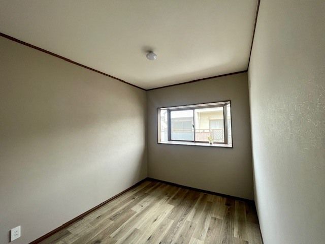 Renovated 3LDK House Near JR Mitejima Station, Osaka - Thumbnail 2
