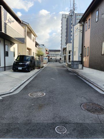 Modern 3SLDK House in Matsuyama with Solar Power & Parking - Thumbnail 2