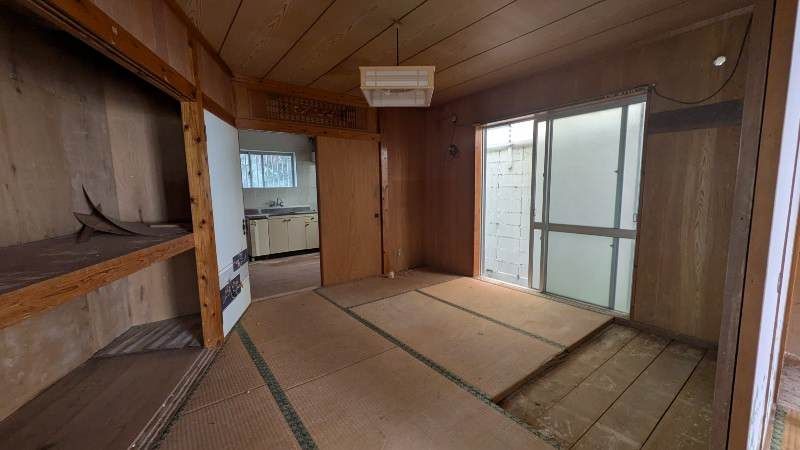Naha Tsuboya 2DK Detached House for Sale Near Asato Station - Thumbnail 2