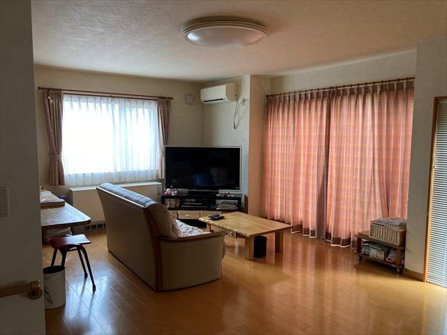 6LDK House for Sale in Asahi-cho, Kitami, Hokkaido - Thumbnail 2