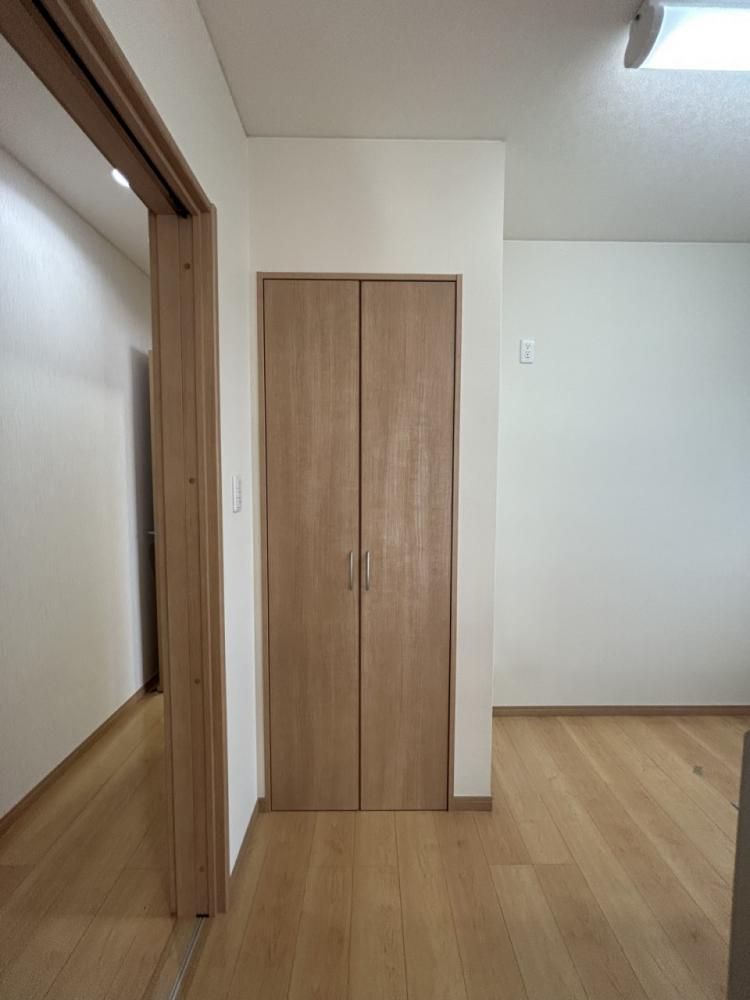 Renovated 2013 Single-Story House with Guarantees in Kanazawa - Thumbnail 4