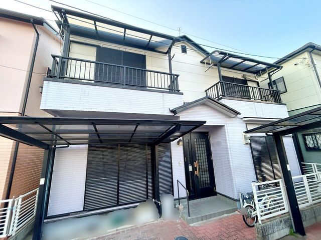 5LDK Family House for Sale in Sakai, Osaka - Spacious & Bright - Thumbnail 2