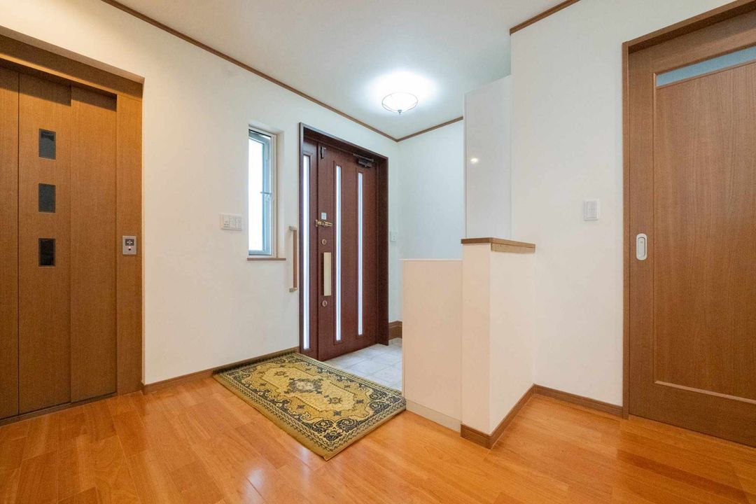 4LDK Detached House for Sale in Suita, Osaka - Momoyamadai - Thumbnail 2