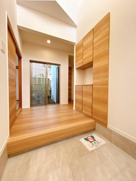 Renovated 5LDK House in Kobe Suma Ward with 2 Car Parks - Thumbnail 3