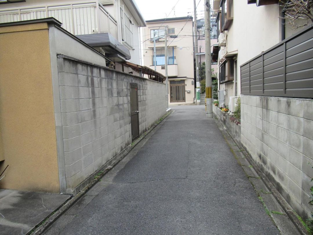 8LDK Steel-Framed House for Sale in Kyoto's Kita Ward - Thumbnail 3