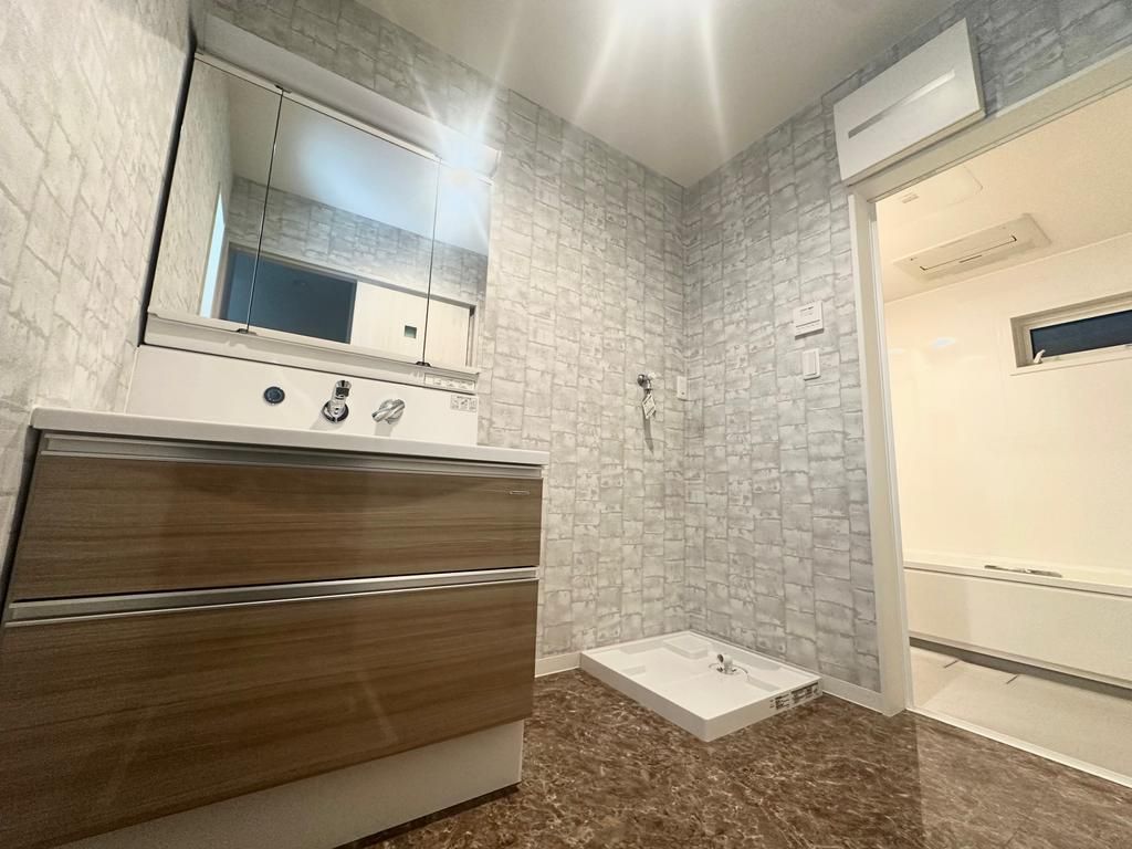 3LDK Detached House for Sale in Nishiyodogawa-ku, Osaka - Thumbnail 3