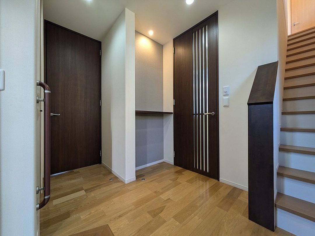 3LDK Detached House for Sale in Ikoma, Nara – 89 sqm - Thumbnail 2