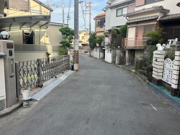 Renovated 5DK House for Sale in Fujiidera, Osaka - Thumbnail 2