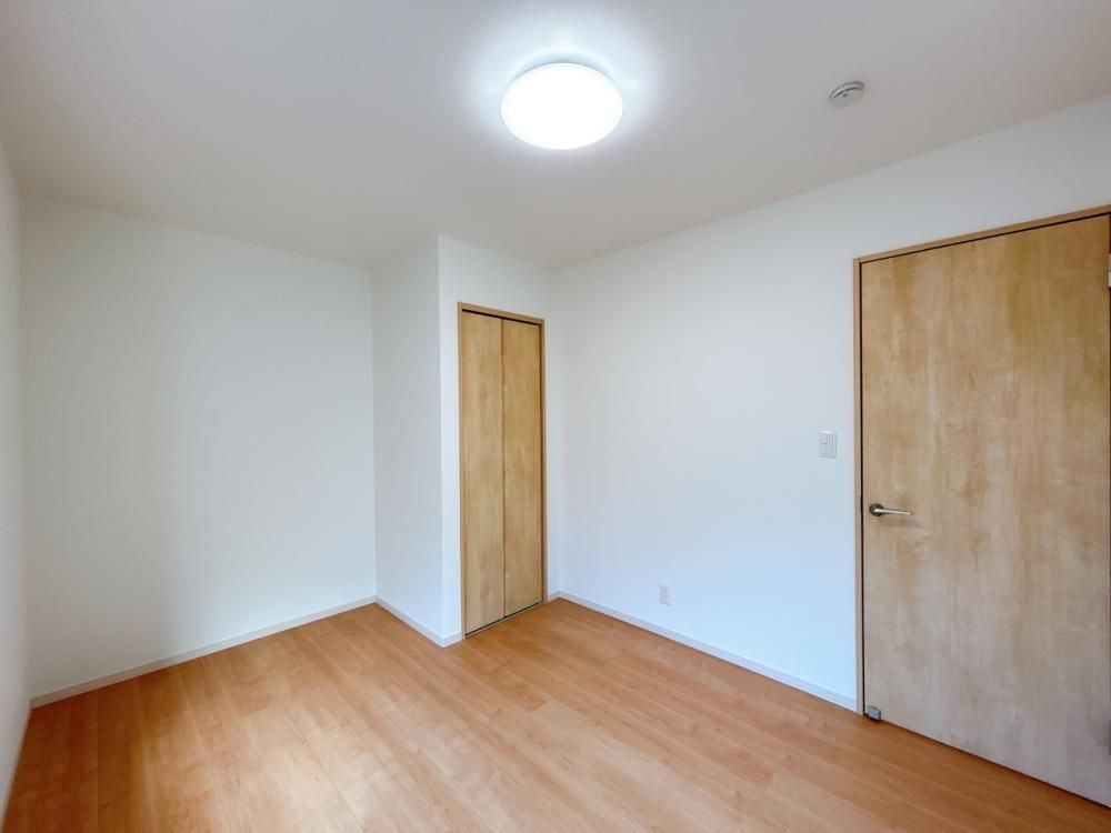 Renovated 2DK House with Separate Storage in Ichikikushikino - Thumbnail 4