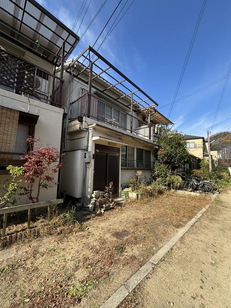 Renovated 5DK Terrace House in Kobe Hyogo Ward - 1080万 Yen - Thumbnail 2