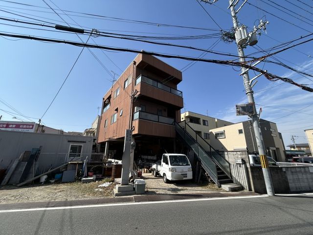 7LDK Steel-Frame House for Sale in Sakai Kita Ward, Osaka - Thumbnail 3